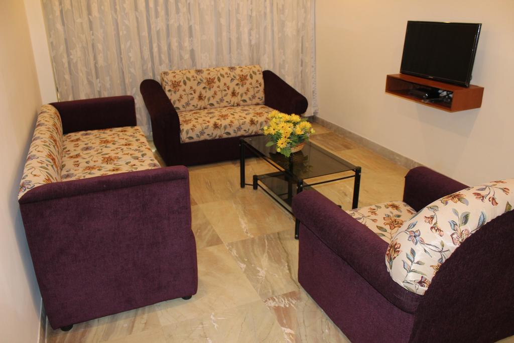 Paramount Inn Sriperumbudur Exterior photo