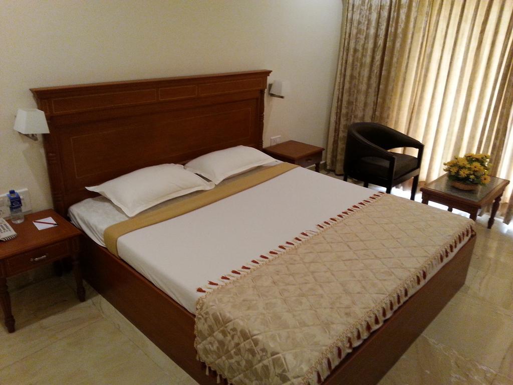 Paramount Inn Sriperumbudur Room photo